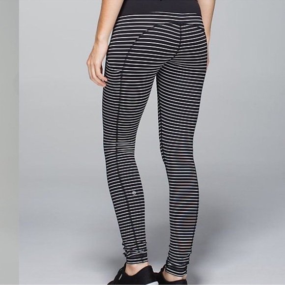 Lululemon Speed Tight II Parallel Stripe Black & White Luxtreme Leggings 28in 6 - Picture 1 of 7